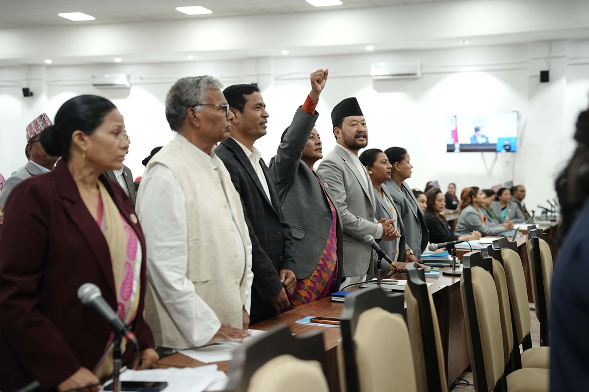 संसद्मा विपक्षी दलको अवरोध, मागियो प्रधानमन्त्रीको राजीनामा 