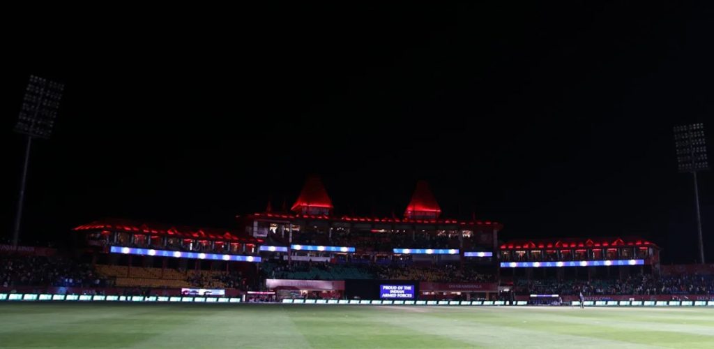 जसपा नेपालको राष्ट्रिय महाधिवेशन मञ्च हावाहुरीले भत्कायो