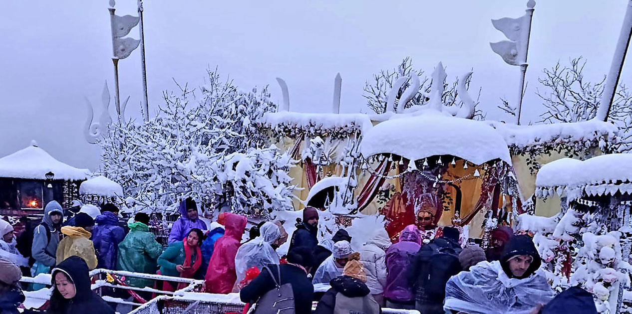 पाथीभरामा पाँचौँ पटक हिमपात