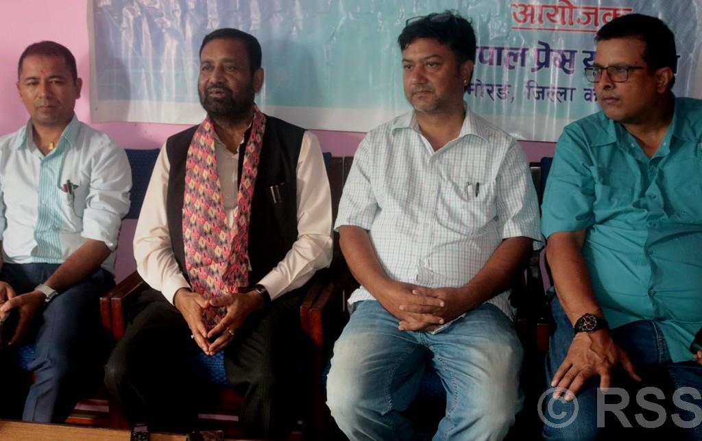 ‘गणतन्त्रलाई बलियो बनाउन एमालेसँग सहकार्य गरेका हौँ’