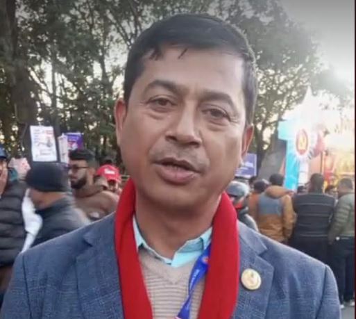 ओलीको प्यानलबाट मकवानपुरका एकलाल श्रेष्ठ केन्द्रीय सदस्यका उम्मेदवार, मत दिन आग्रह