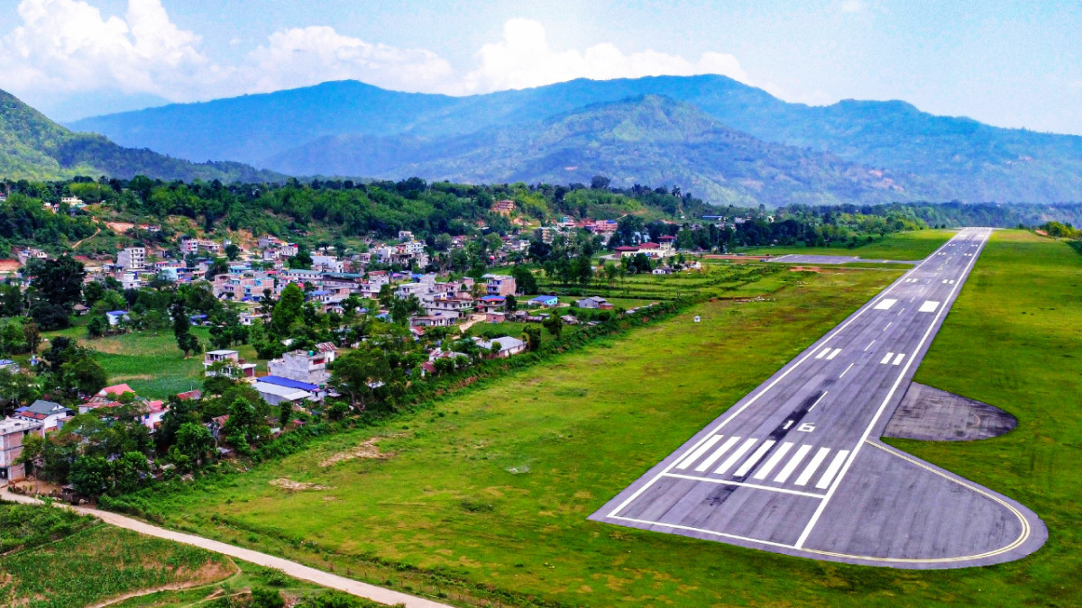 खुल्यो तुम्लिङटार विमानस्थल