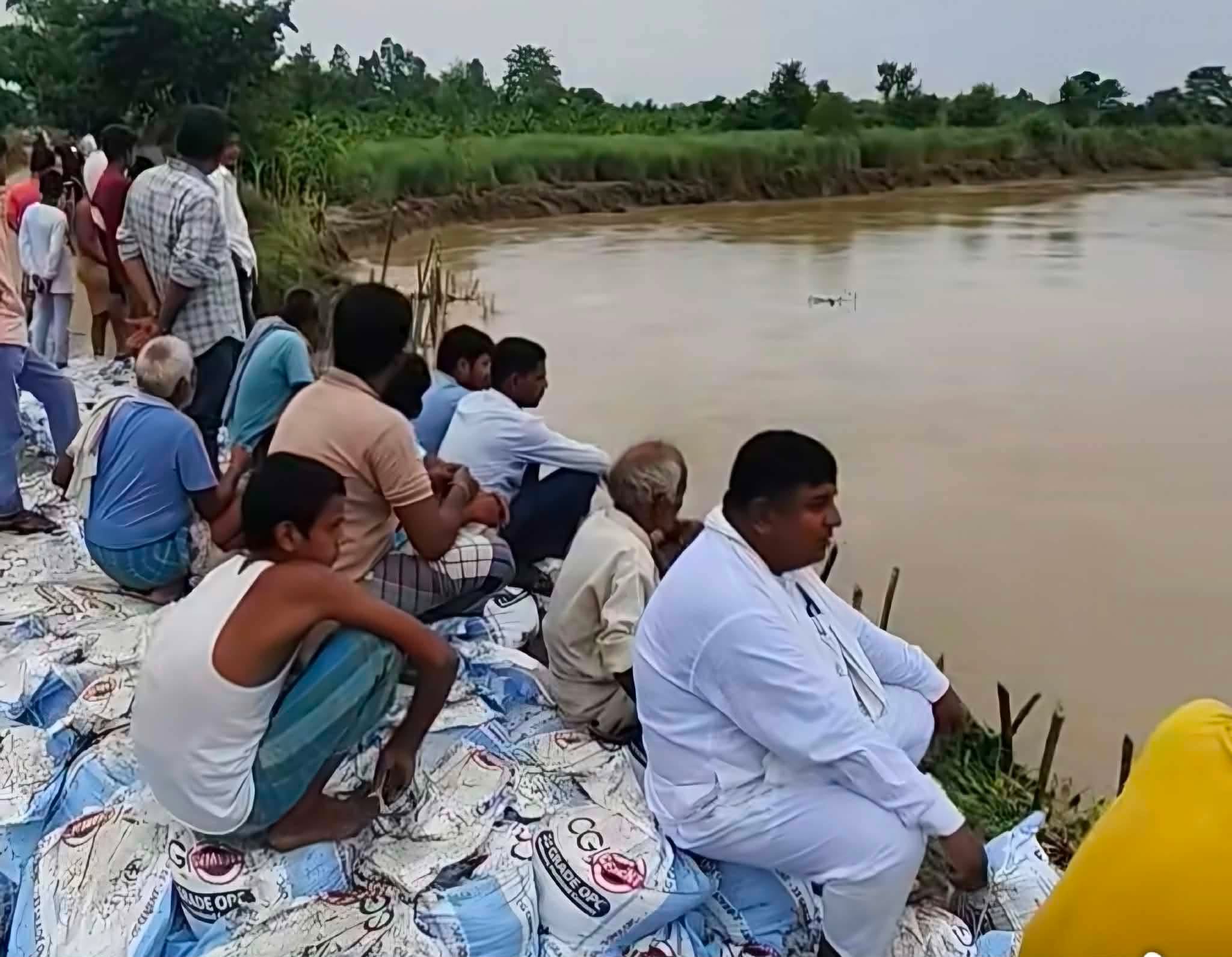 लालबकैयाको कटानले पिप्रा भगवानपुर उच्च जोखिममा, बाँध मर्मतमा वडाध्यक्षको सक्रियता