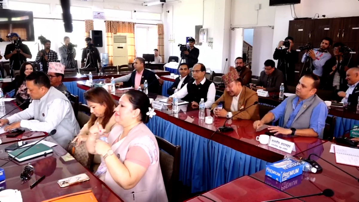 म्यादी प्रहरीका लागि कपडा खरिद प्रकरण : मनिष झाको संयोजकत्वमा अध्ययन समिति गठन