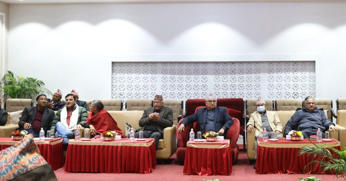 एमाले नेता ईश्वर पोखरेल समूहको भेला जारी