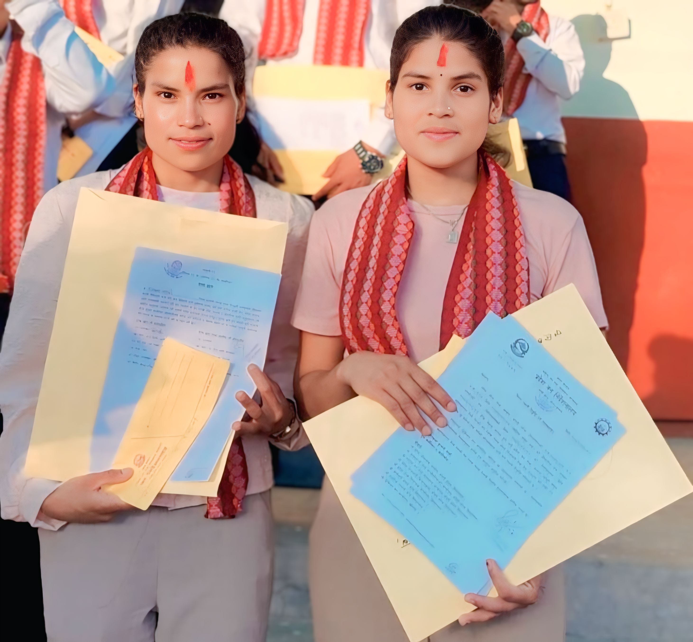 एकै घरका दिदी–बहिनी एकैसाथ वन रक्षकमा सिफारिस