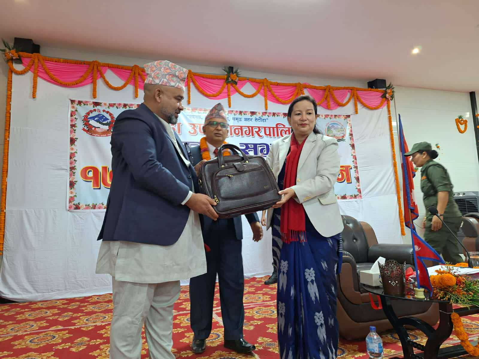 हेडाैंडा उपमहानगरले ल्यायो २ अर्ब ९० करोडको बजेट