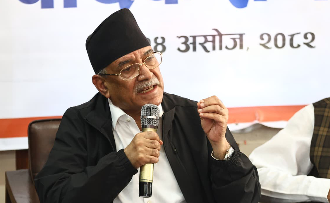 प्रचण्डको आँखामा भय, बोलीमा सेल्फ सेन्सरसीप 