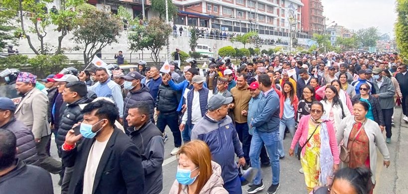 ओलीको रिहाइ माग गर्दै एमालेको आज पनि प्रदर्शन