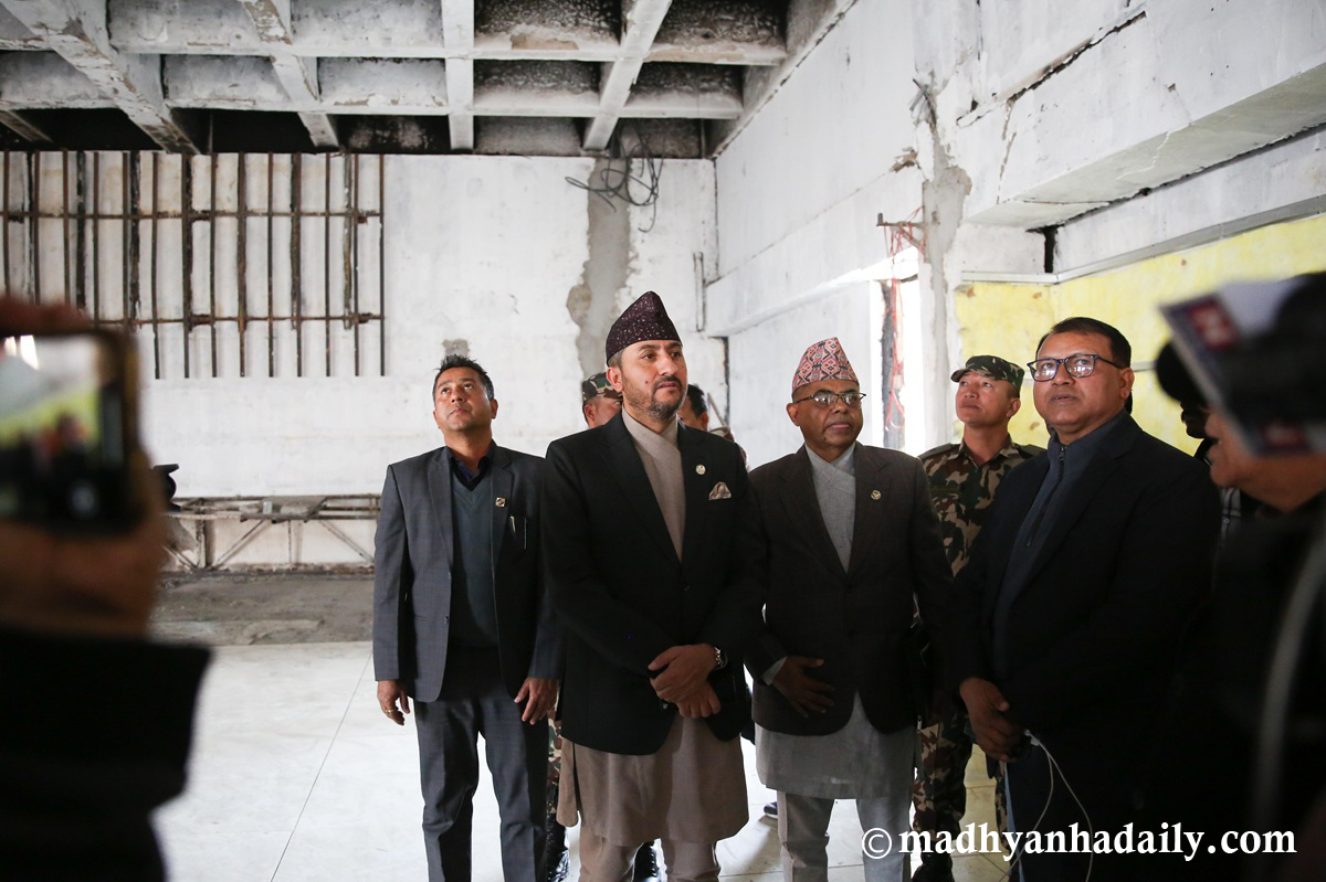 उच्चस्तरीय राजनीतिक वार्ता समितिद्वारा कांग्रेस पार्टी कार्यालयको अनुगमन (तस्बिरहरू)