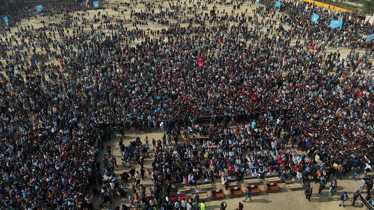 चुनावमय बन्यो देश, शक्ति संघर्षमा मुख्य दलहरू