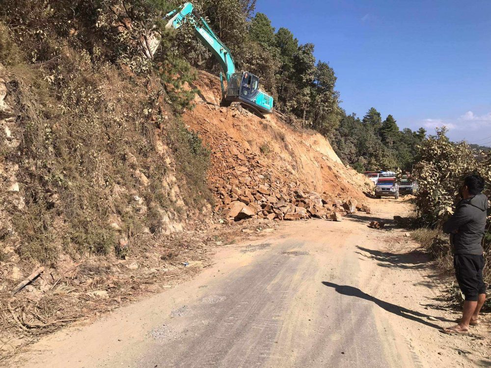 हेटौँडा-काठमाडौँ जोड्ने सबै सडकमार्ग सञ्चालन