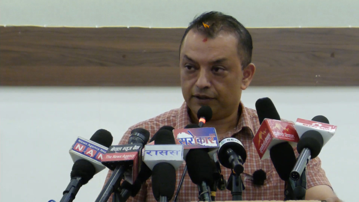 बिपीलाई आफू अनुकूल प्रयोग गर्ने प्रवृत्ति बढ्दो छ : गगन थापा