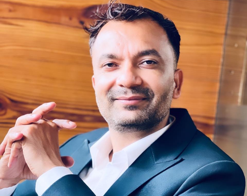 बिजन दुवाडीको सञ्चार यात्रा