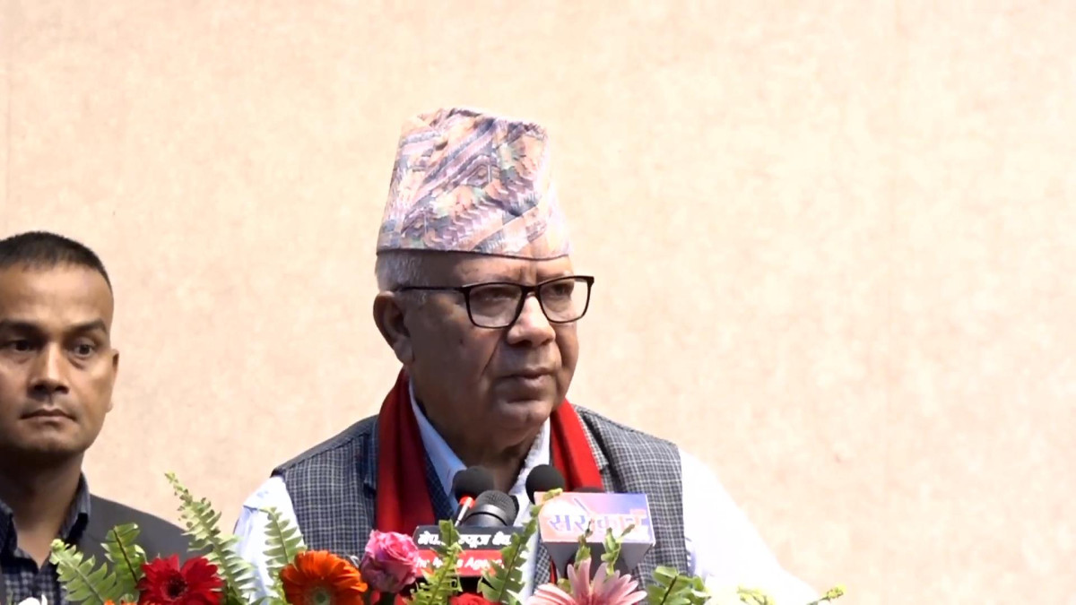 सरकारले एकपछि अर्को जनविरोधी काम गरिरहेको छ : माधव नेपाल