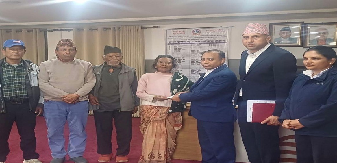 बहत्तर वर्षमा भुजेलले पाईन् नागरिकता