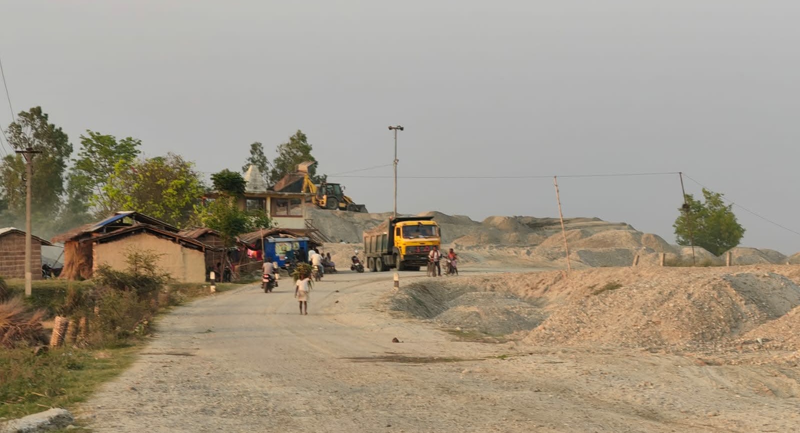 रौतहटमा अवैध क्रसरको रजगज : २१ मध्ये १३ उद्योग गैरकानुनी