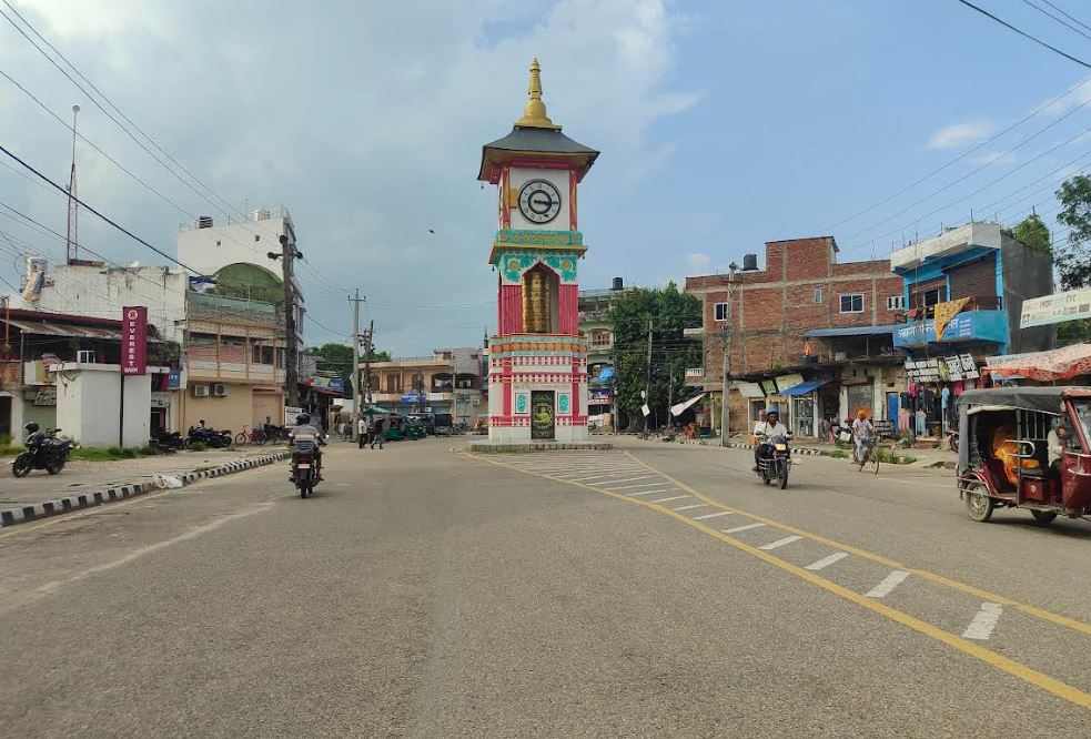 नवलपरासीमा विद्यालय र कार्यालय सुचारु हुँदै