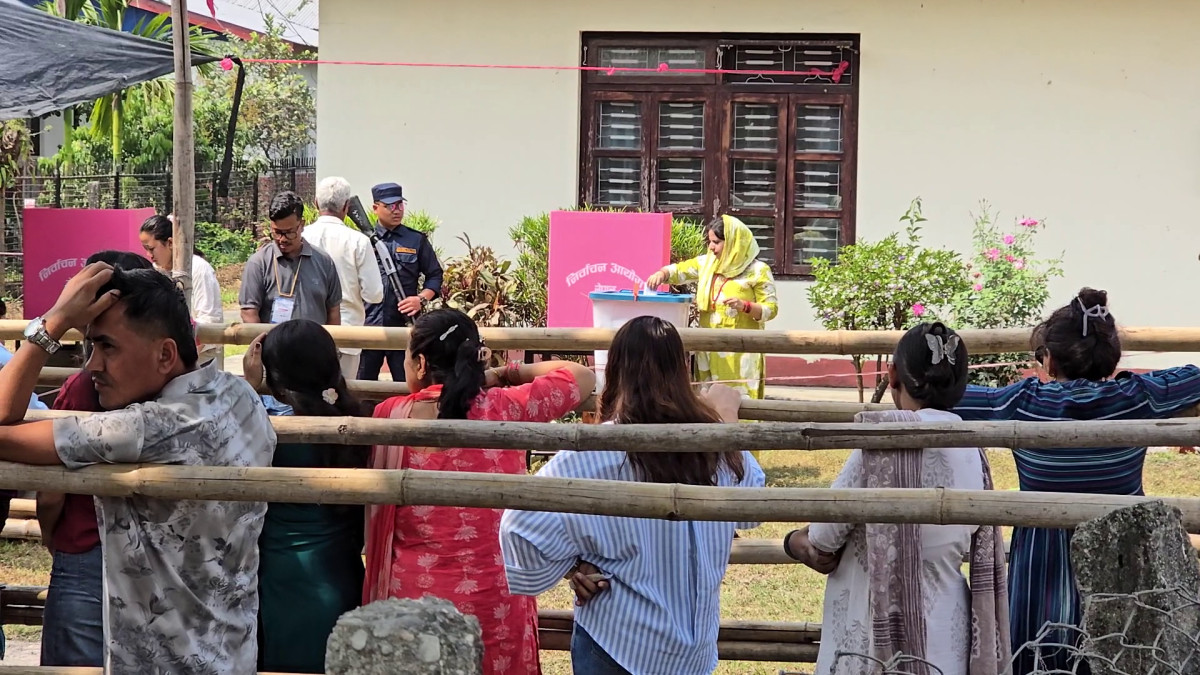 झापा-५ मा मतदान जारी