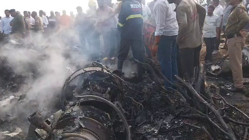 महाराष्ट्रका उपमुख्यमन्त्री पवारको विमान दुर्घटनामा निधन