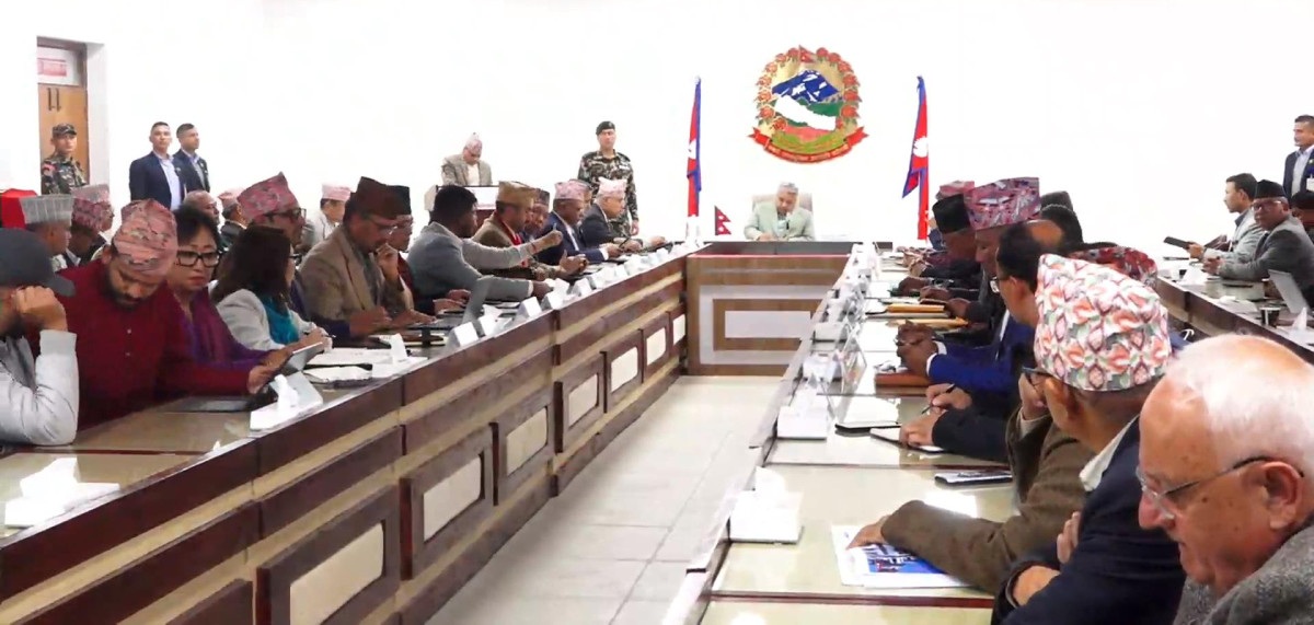 प्रतिनिधि सभा निर्वाचनबारे निर्वाचन आयोगसहित दल र नागरिक प्रतिनिधिसँग छलफलमा सरकार