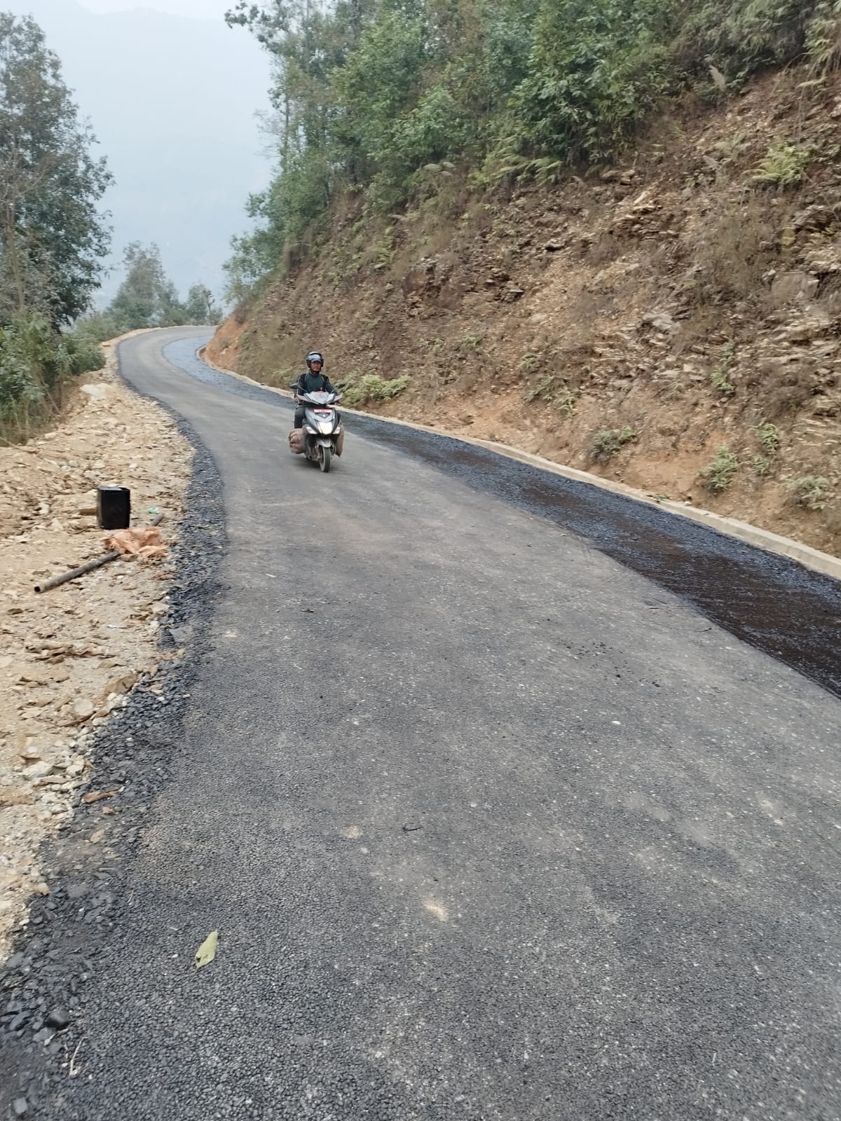 भीरकोटमा दुई सडक कालोपत्र