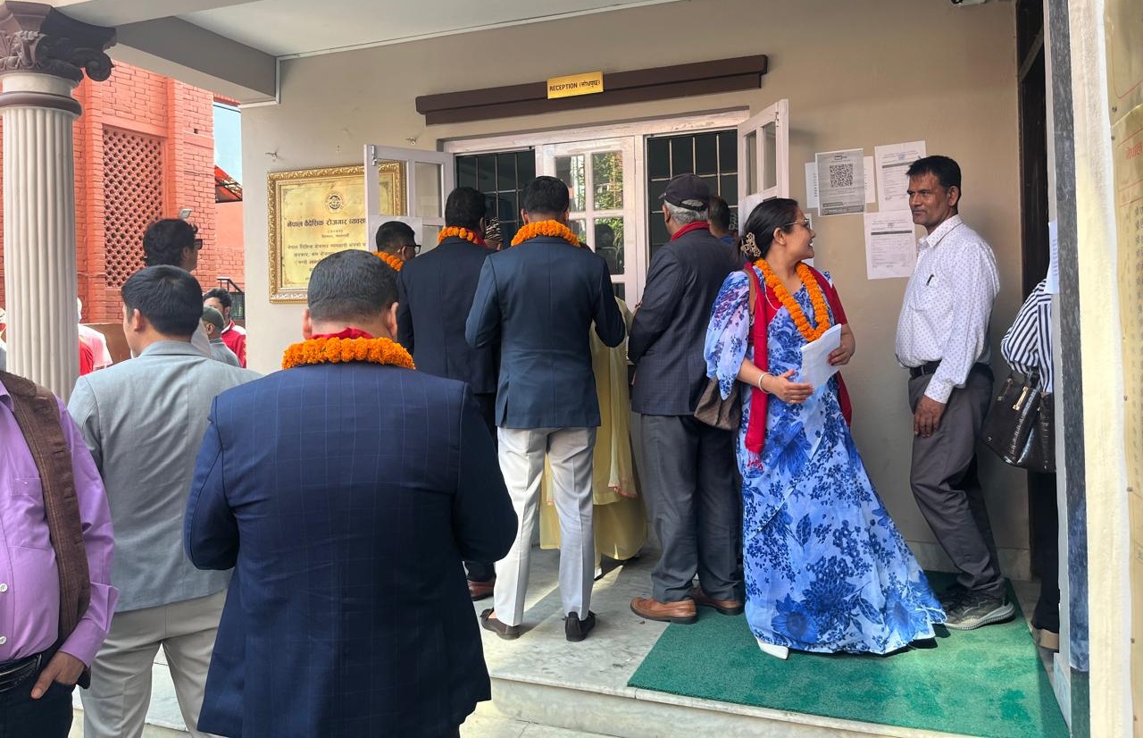 संघ चुनाव : तीन वटै प्यानलबाट ५१ जनाको उम्मेदवारी दर्ता