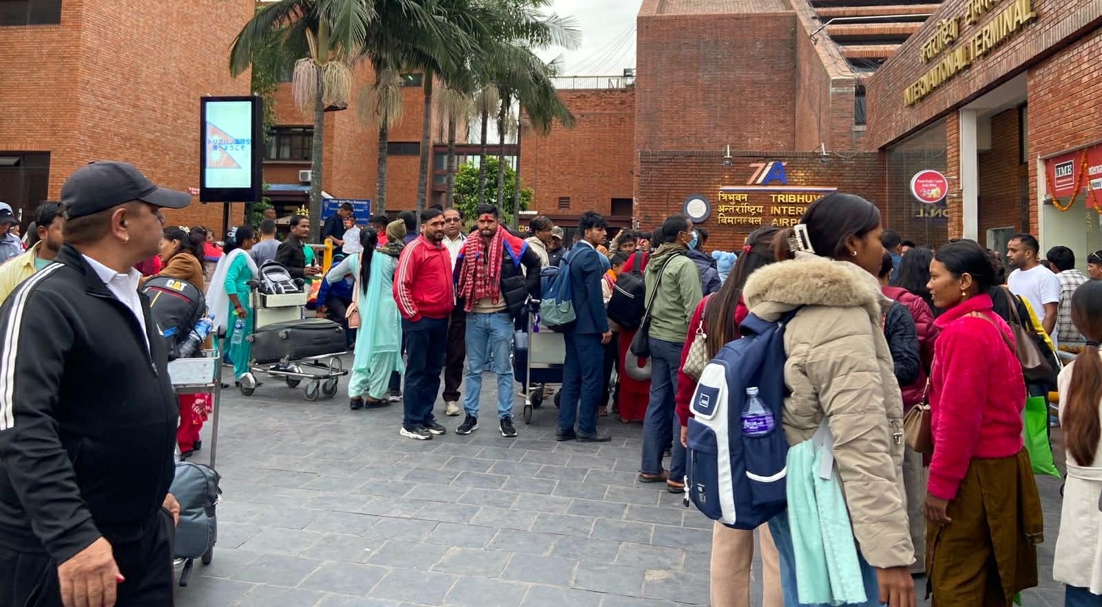 कामदारलाई ज्यान भन्दा जागिरको माया