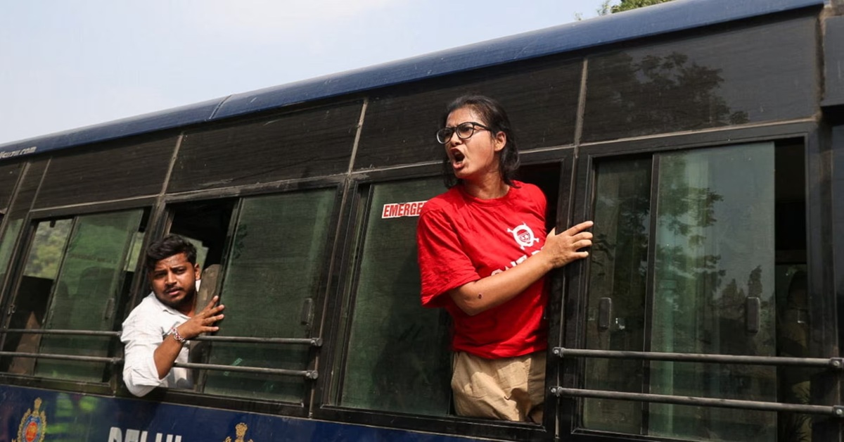 जसपा नेपालको राष्ट्रिय महाधिवेशन मञ्च हावाहुरीले भत्कायो