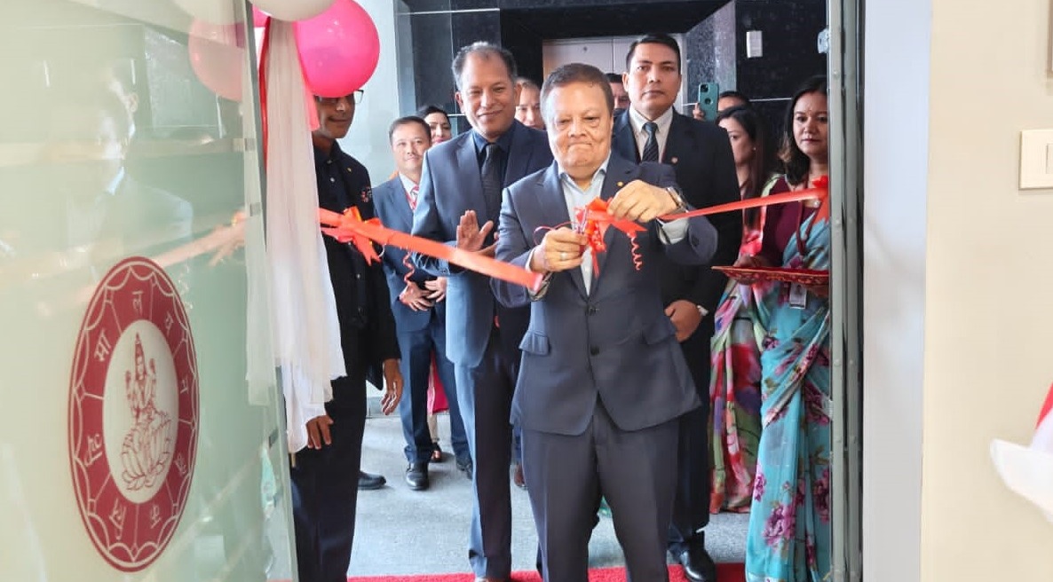 हिमालयन बैंकको चाबहिल शाखा बालुवाटारमा स्थानान्तरण