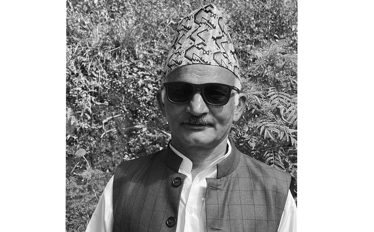 उपन्यासकार आचार्यलाई पितृशोक