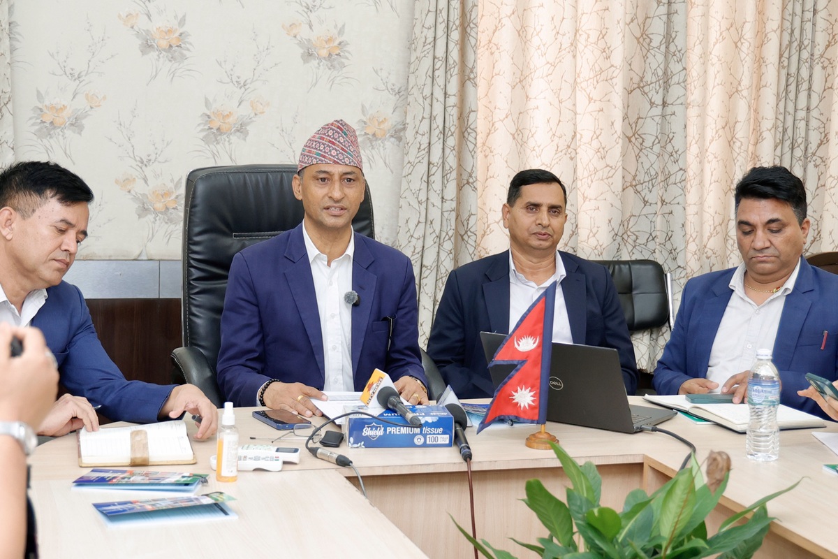 जसपा नेपालको राष्ट्रिय महाधिवेशन मञ्च हावाहुरीले भत्कायो