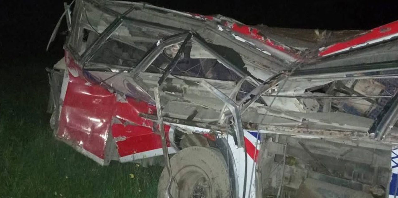 बैतडी बस दुर्घटना: मृत्यु हुनेको संख्या १३ पुग्यो