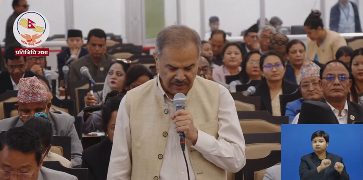 राष्ट्रघाती अभिव्यक्तिको लागि प्रधानमन्त्रीले देशसँग माफी माग्नैपर्छम : एमाले