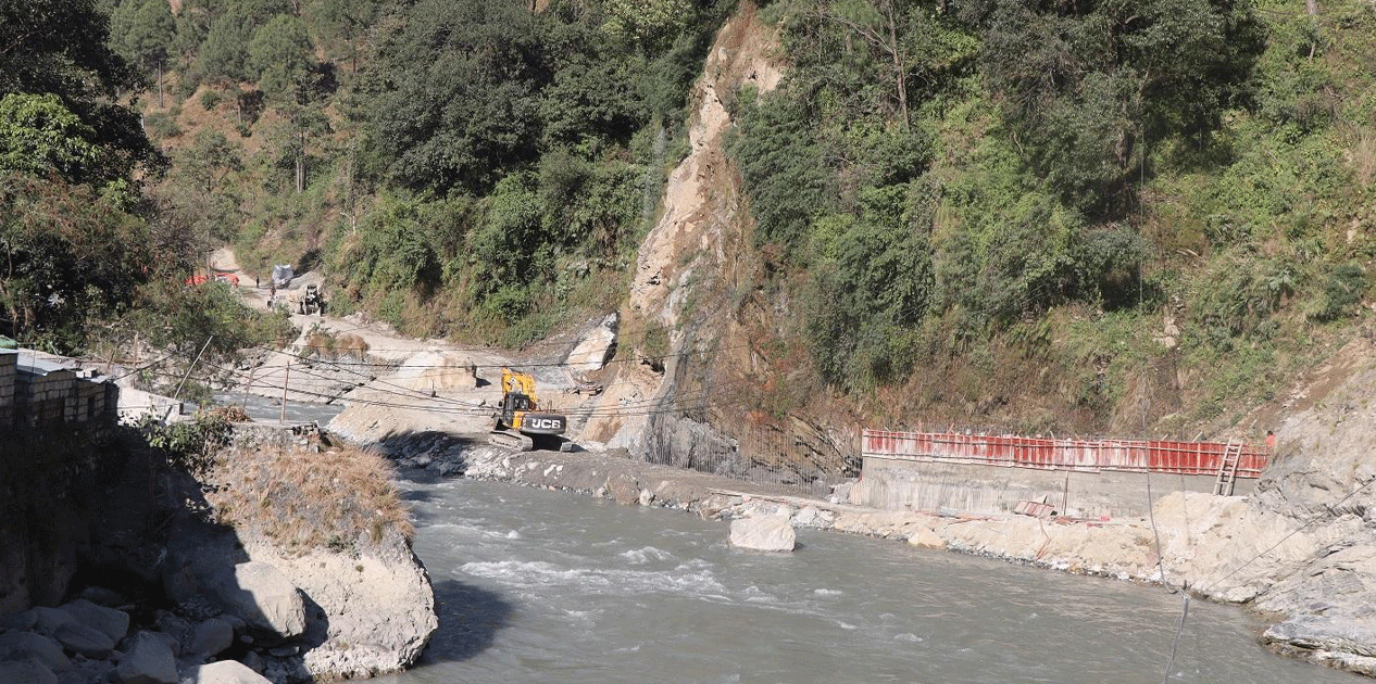 नदी कटान नियन्त्रण आयोजना निर्माण सुरु