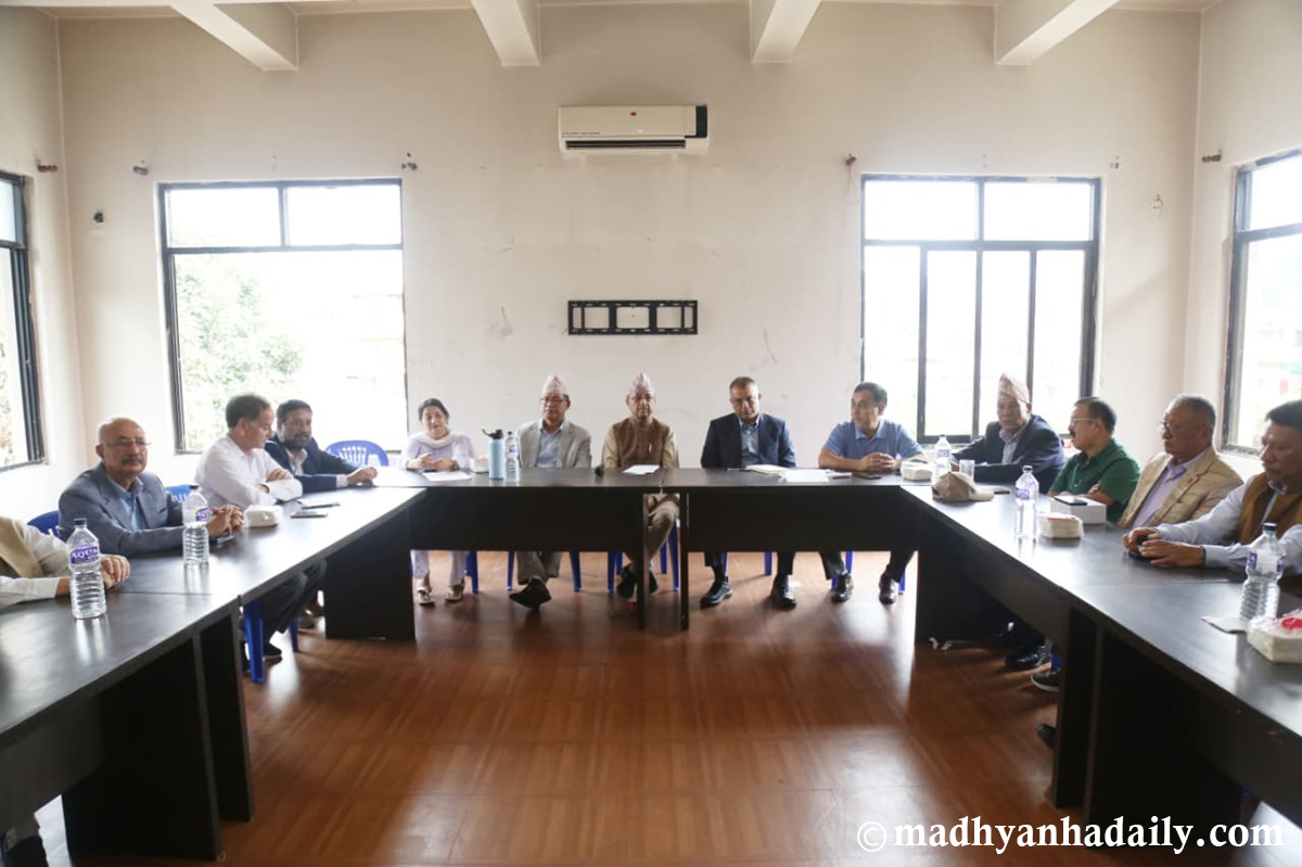 कांग्रेस कार्यसम्पादन समितिको बैठक जारी