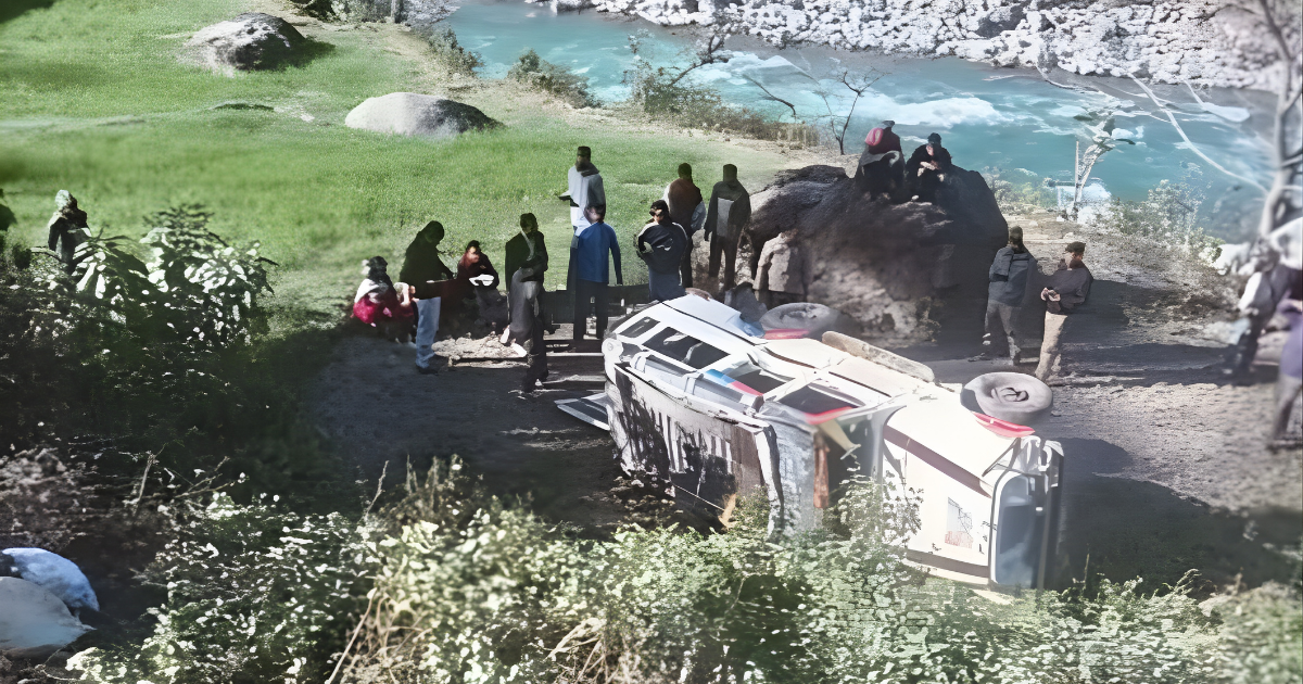 रुकुम पश्चिममा जीप दुर्घटना : १२ जना घाइते, एकको अवस्था गम्भीर   