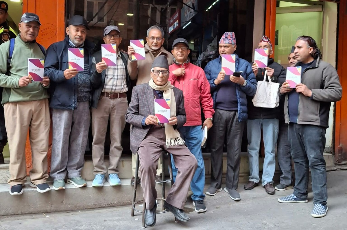 रेशम विरहीको उपन्यास ‘पार्श्वध्वनि’ बजारमा