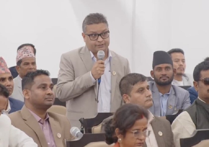 'हप्तामा दुई दिन बिदा दिने निर्णय तत्काल पुनर्विचार गर्नुपर्छ'