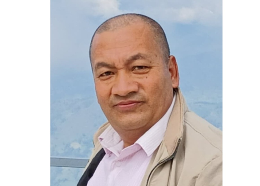 अवालेको यात्रा : ‘अक्षरमा सात दशक’