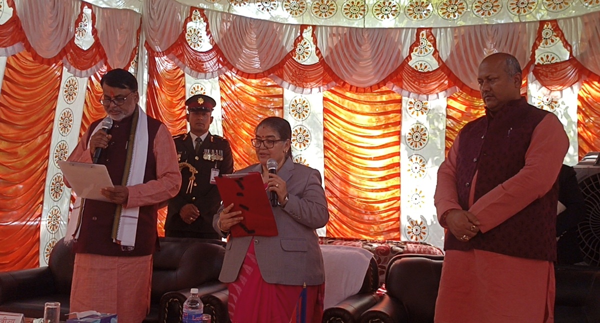 मधेशका नवनियुक्त मुख्यमन्त्री सोनलद्वारा शपथ ग्रहण, दुई मन्त्रीले पनि लिए शपथ
