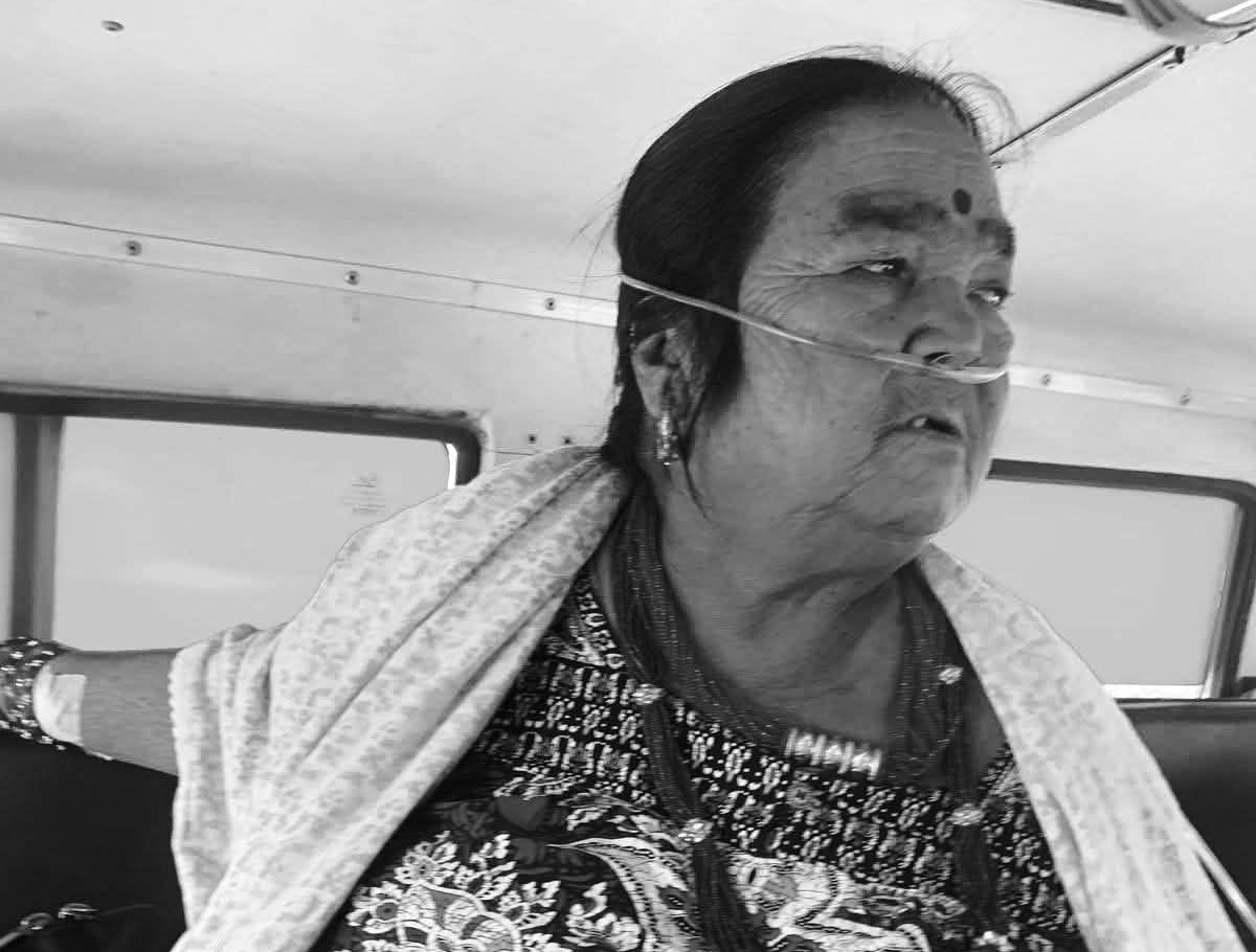 मध्यान्हकर्मी बोहरालाई मातृशोक