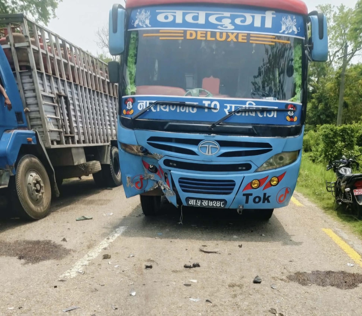 ​रौतहटको चन्द्रपुरमा बसको ठक्करबाट मोटरसाइकल चालकको मृत्यु