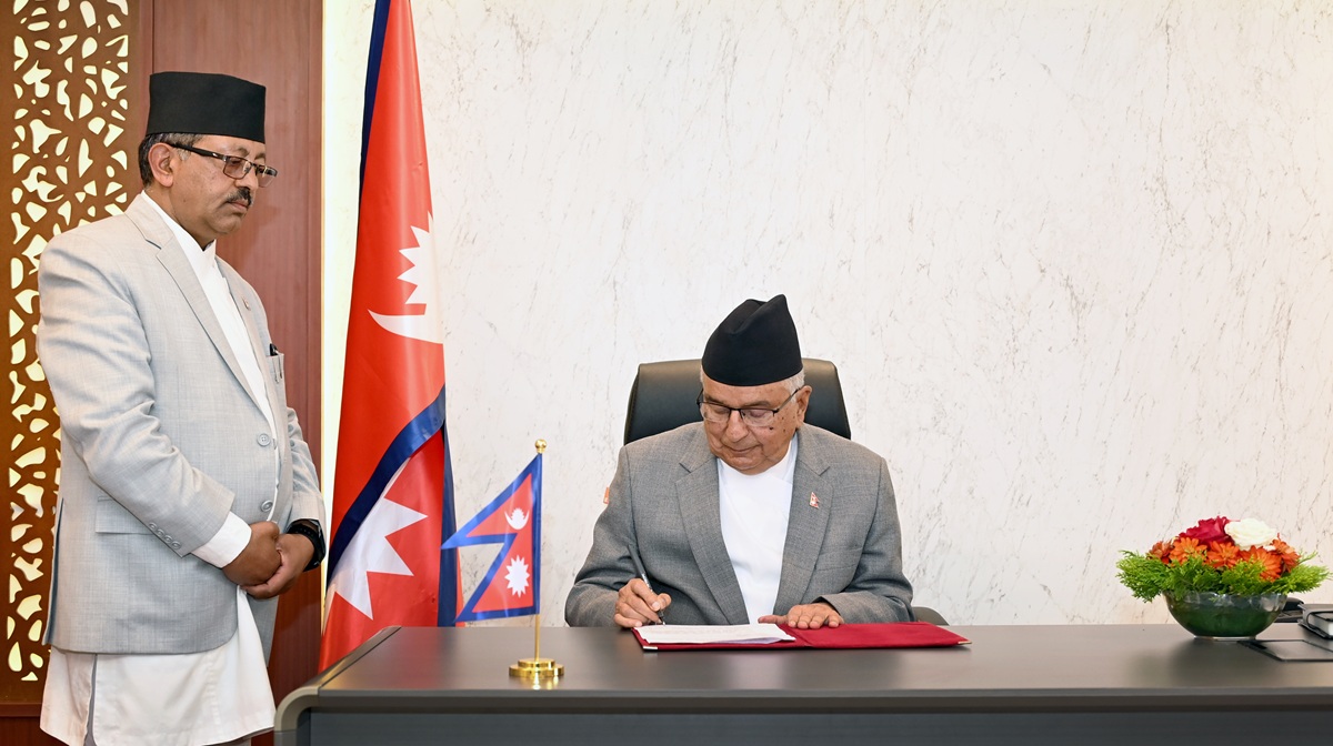 राष्ट्रपतिद्वारा वैकल्पिक, विकास वित्त परिचालन विधेयक प्रमाणीकरण