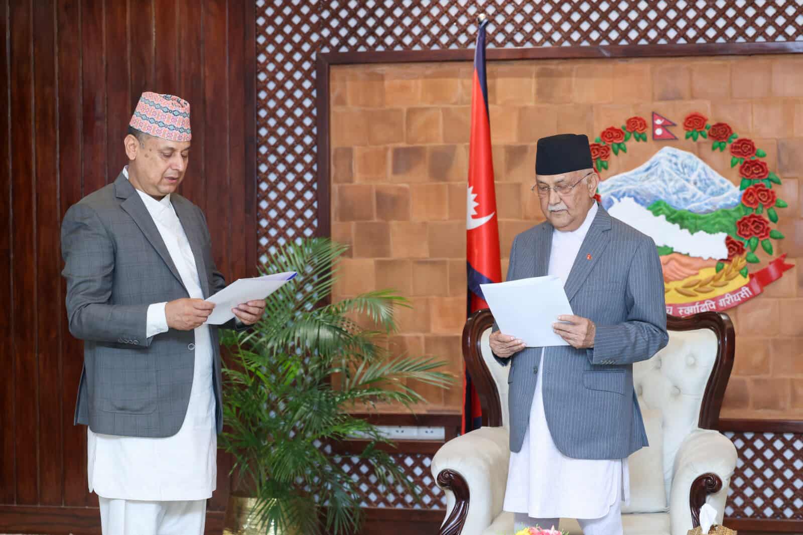 जसपा नेपालको राष्ट्रिय महाधिवेशन मञ्च हावाहुरीले भत्कायो