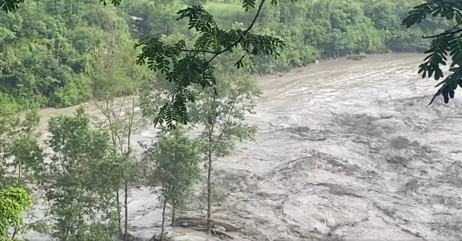 धादिङको त्रिशूली नदीमा २ जनाको शव भेटियो