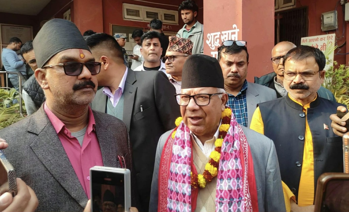 रौतहट-१ बाट पूर्वप्रधानमन्त्री माधवकुमार नेपालको उम्मेदवारी दर्ता