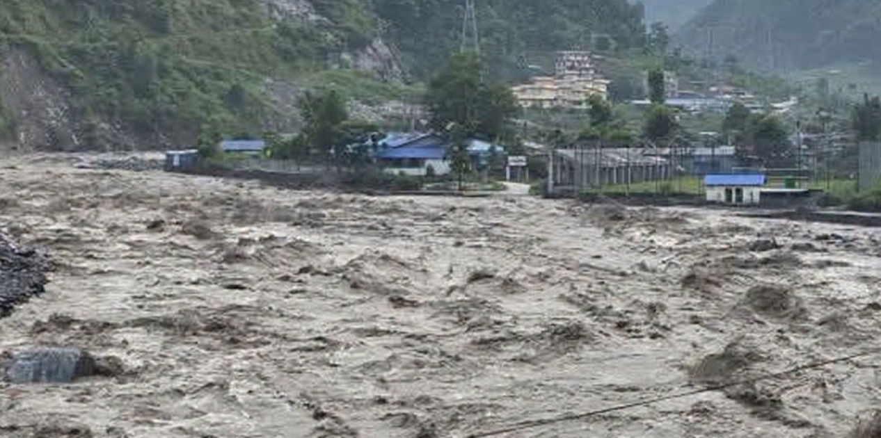 भोटेकोशी बाढी : ४६९ जनाको शव फेला, १५४५ को उद्धार
