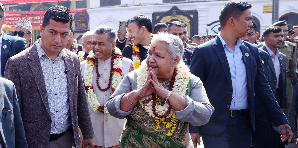 निर्वाचन सम्पन्न भएपछि प्रधानमन्त्री कार्कीले गरिन् पशुपतिमा ‘धन्यवाद पूजा’