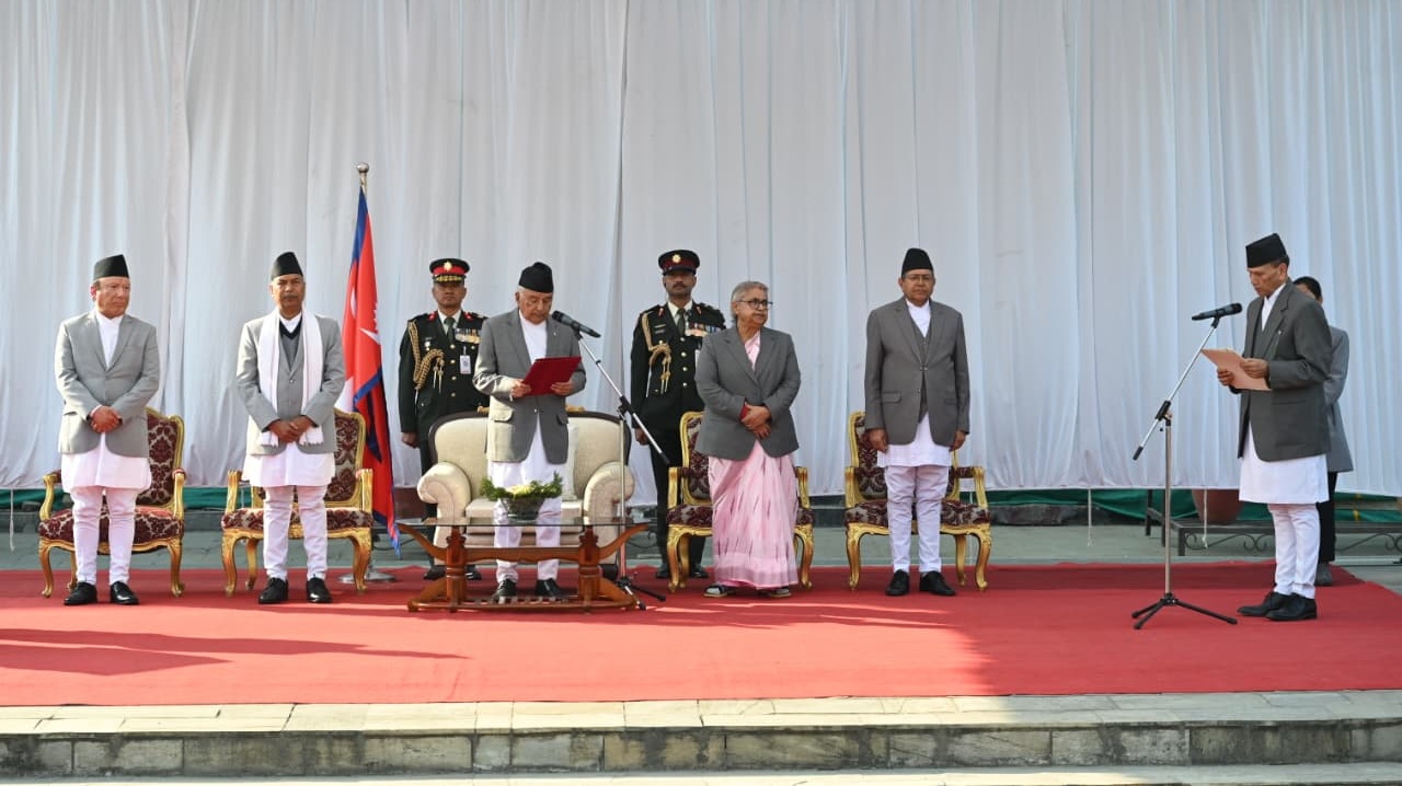 नवनियुक्त परराष्ट्रमन्त्री शर्माले लिए शपथ